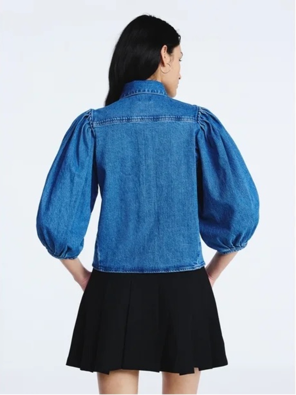 Trending
Scoop Women’s Denim Shirt with 3/4 Length Puff Sleeves, Large - Picture 6 of 11